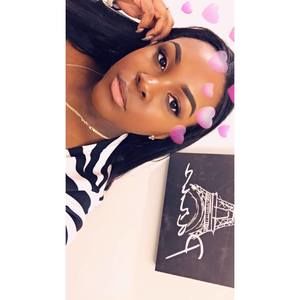 Meet your Posher, Leah